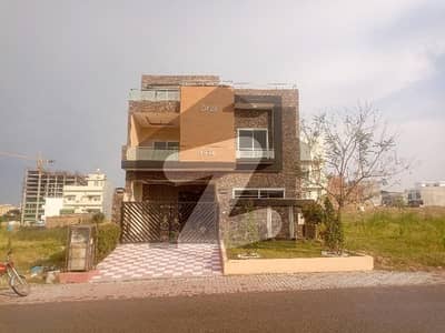 brand new House for sale 10 Marla In Mumtaz City