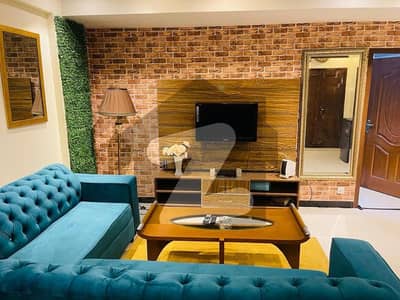 1 BED APPARTMENT FOR RENT IN BAHRIA TOWN LAHORE
