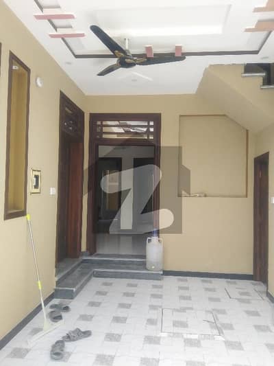 14 Marla 3 Bed DD Tv Lounge Kitchen Attached Baths Neat And Clean Upper Portion For Rent In Media Town Block B