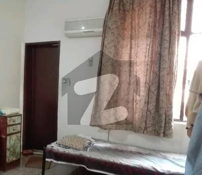 الحمد کالونی (اے آئی ٹی) لاہور میں 3 کمروں کا 2 مرلہ مکان 30.0 ہزار میں کرایہ پر دستیاب ہے۔