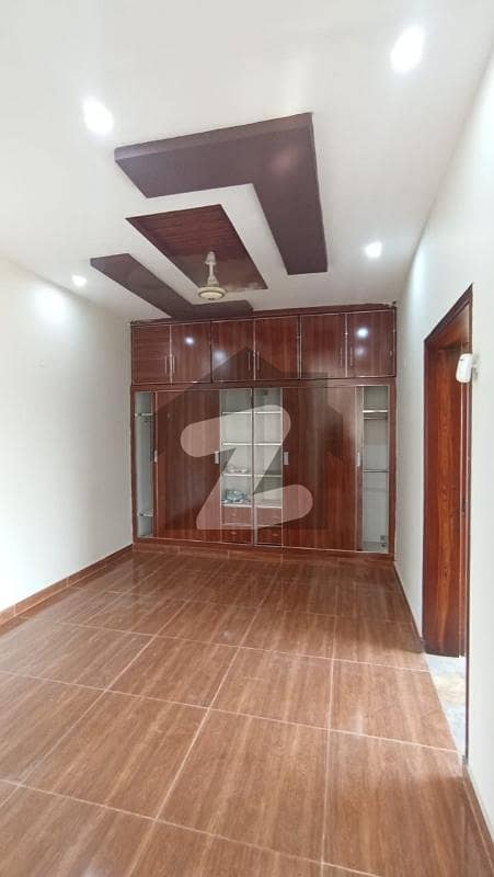 بحریہ آرچرڈ لاہور میں 3 کمروں کا 5 مرلہ مکان 50.0 ہزار میں کرایہ پر دستیاب ہے۔