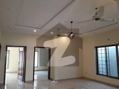 beautiful upper portion is available for rent in media town