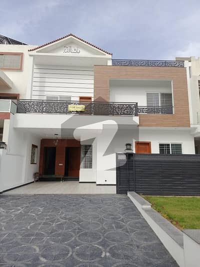 35x70 ( 10 Marla ) Brand New First Entry park face House For Sale In G 13 invester price