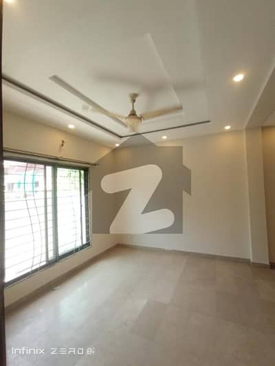 لیک سٹی میڈوز لاہور میں 3 کمروں کا 5 مرلہ مکان 65.0 ہزار میں کرایہ پر دستیاب ہے۔