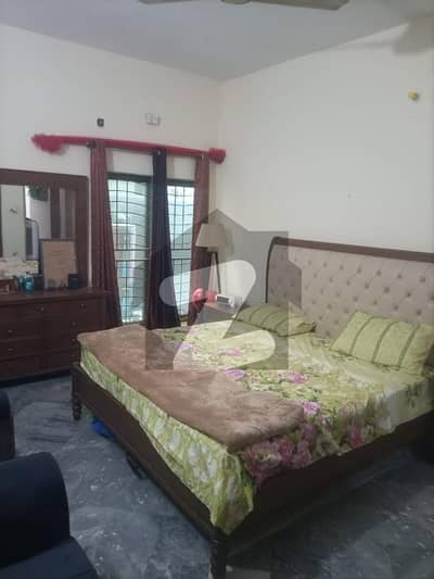 پی سی ایس آئی آر سٹاف کالونی لاہور میں 6 کمروں کا 12 مرلہ مکان 3.0 کروڑ میں برائے فروخت۔