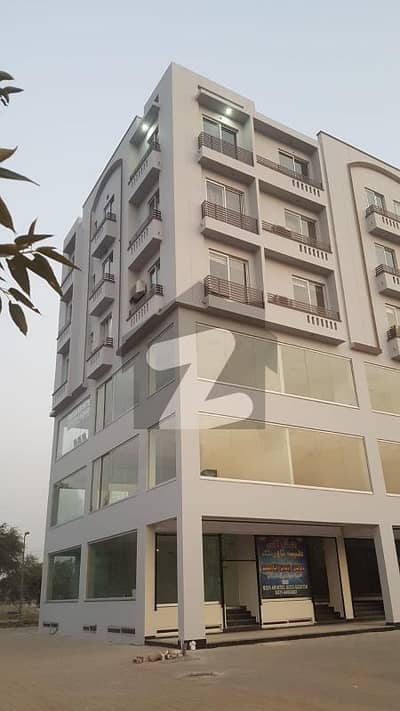 beautiful double bed flat available in Nishtar block in bahria town lahore
