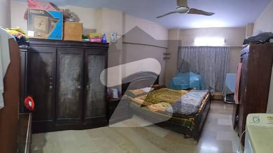 Fair-Priced Prime Location 2400 Square Feet Flat Available In Saddar