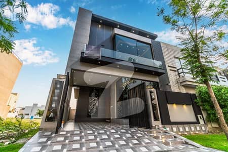 5 Marla Brand New Modern Design House For Sale In Dha 9 Town Facing 50 Ft Road