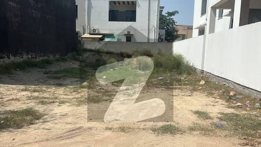 12 MARLA RESIDENTIAL PLOT IN BLOCK "D" IS FOR SALE DIRECT DEAL WITH THE OWNER