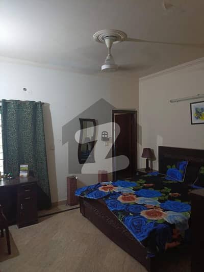 جوہر ٹاؤن لاہور میں 3 کمروں کا 5 مرلہ مکان 75.0 ہزار میں کرایہ پر دستیاب ہے۔