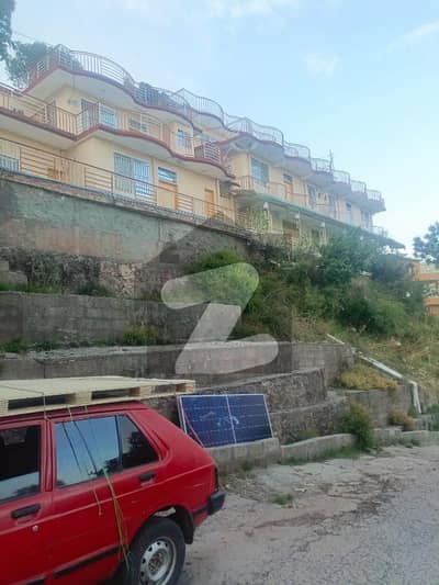4 Bed Flat For Sell Murree Express Way Good Location Beautiful Waie Electricity Water Gas Available