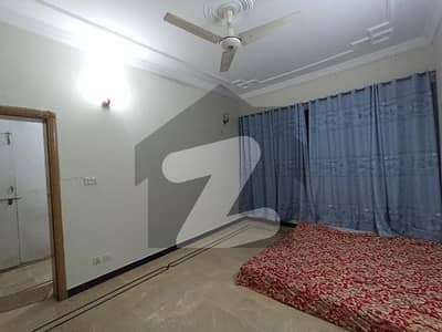 آئی ۔ 8 اسلام آباد میں 1 کمرے کا 1 مرلہ کمرہ 45.0 ہزار میں کرایہ پر دستیاب ہے۔