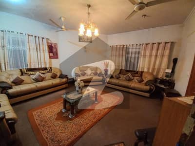 Chance Deal 300yards West Open Beautiful Bungalow In Dha Phase 4