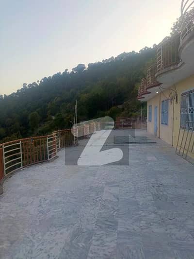 5 Bed Flat Penthouse For Sell Murree Express Way Good Location Beautiful Waie Electricity Water Gas Available