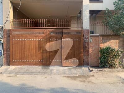10.5 Marla Beautiful House For Sale In Madina Town, Near Prime Care Hospital