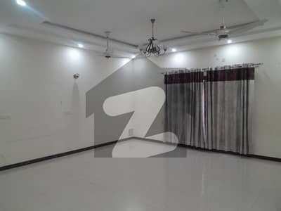 1 Kanal 500 Yards Upper Portion Available For Rent