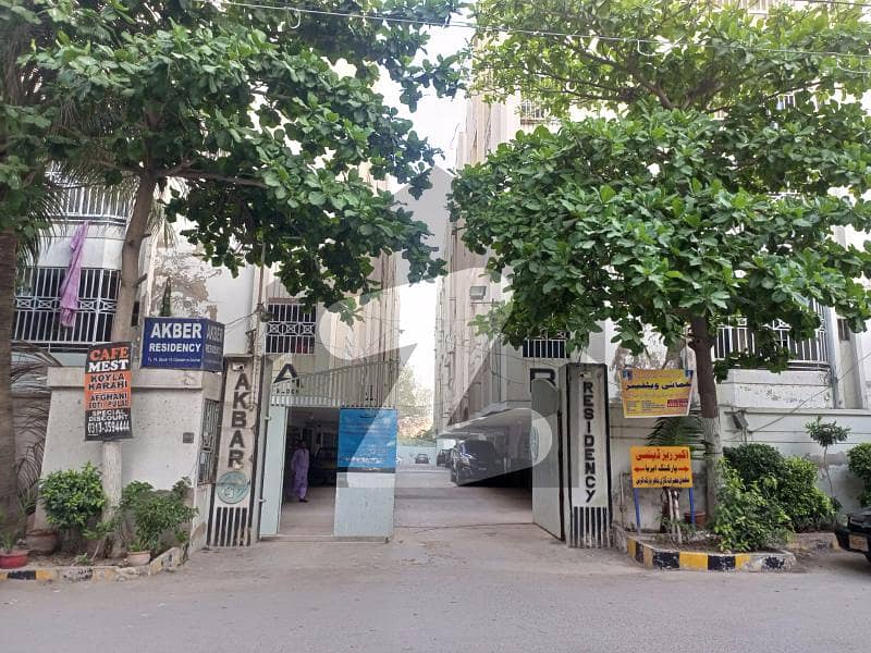 گلستانِِ جوہر ۔ بلاک 15 گلستانِ جوہر,کراچی میں 3 کمروں کا 6 مرلہ فلیٹ 1.76 کروڑ میں برائے فروخت۔