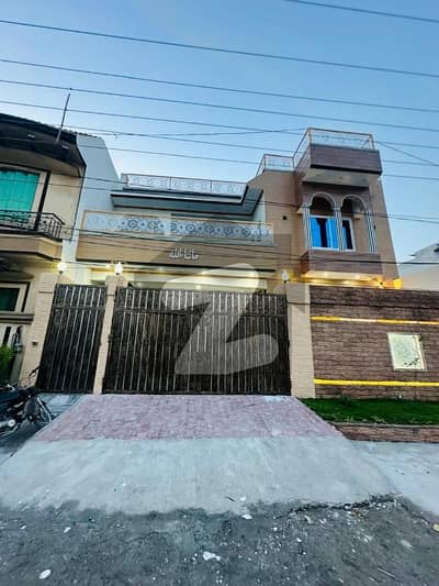 آفیسرز گارڈن کالونی ورسک روڈ,پشاور میں 7 کمروں کا 10 مرلہ مکان 6.2 کروڑ میں برائے فروخت۔