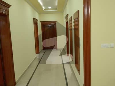 1 Kanal Upper Portion Available For Rent With Solar System
