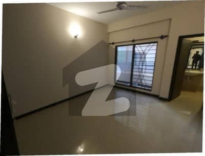 2600 Square Feet Flat Situated In Askari 5 - Sector J For sale