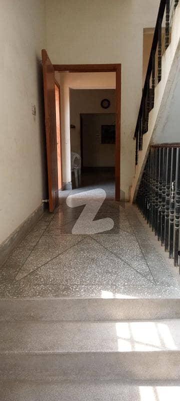 Spacious 270 Sq Yd House In Gulistan-E-Johar Block 2, Perfect For Families And Investors Alike!