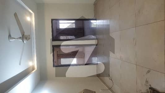 APPARTMENT FOR SALE
TUHEED COMMERCIAL 
900 SQFT 
3 BED DD
FULLY RENOVATED 
2ND FLOOR 
LIFT + car parking
GOOD LOCATION 
PHASE 5
DEMAND : 2.75