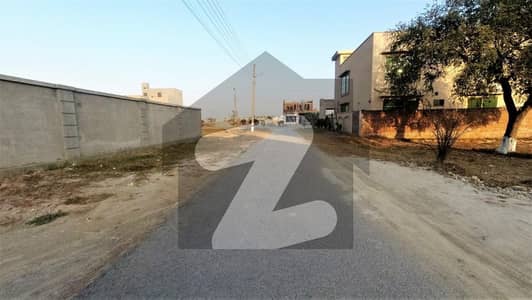 Own A Prime Location Residential Plot In 10 Marla Lahore