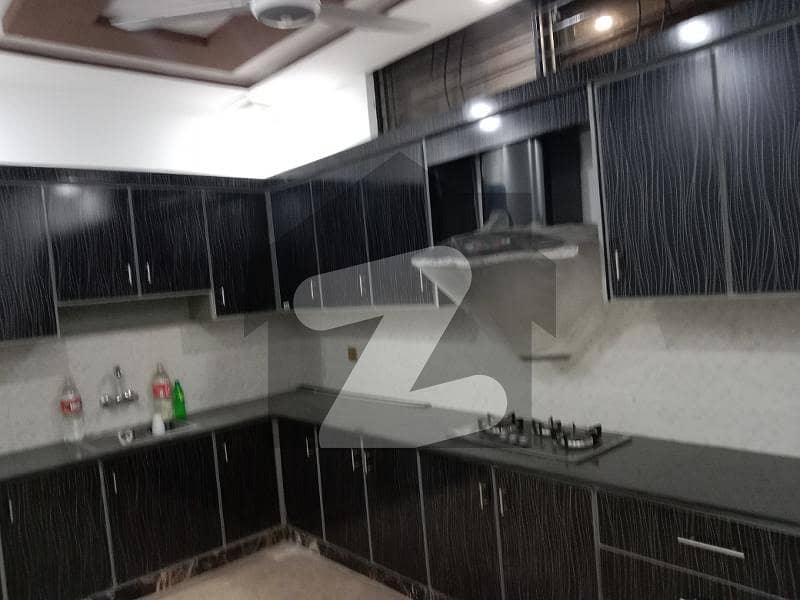 10 Marla Upper Portion For Rent 10 Marla Upper Portion For Rent