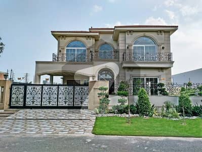 KANAL LIKE BRAND NEW HOUSE FOR RENT DHA PHASE7