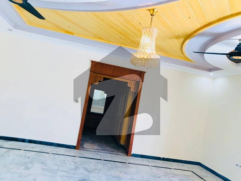 حیات آباد فیز 7 - ای4 حیات آباد فیز 7,حیات آباد,پشاور میں 3 کمروں کا 1 کنال بالائی پورشن 85.0 ہزار میں کرایہ پر دستیاب ہے۔ حیات آباد فیز 7 - ای4 حیات آباد فیز 7,حیات آباد,پشاور میں 3 کمروں کا 1 کنال بالائی پورشن 85.0 ہزار میں کرایہ پر دستیاب ہے۔
