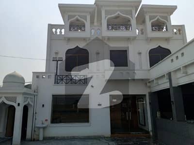 1 Kanal Commercial Hotel Building For Sale in SA Garden Kala Shah Kakoo Lahore