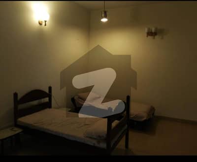 1 Kanal Separate Gate Fully Furnished Lower Portion For Rent in M Block Model Town Lahore