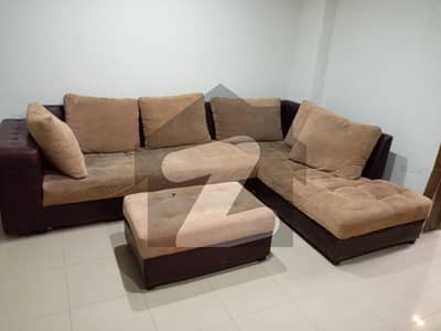 bahria town civic Center 1 bed furnisd apartment for rent