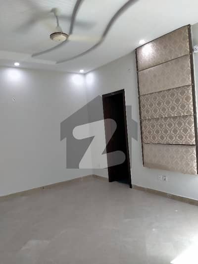 Investors Should rent This House Located Ideally In DHA Defence
