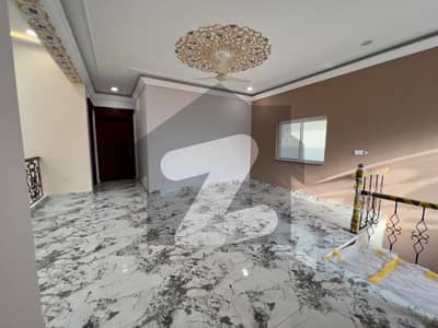10 Ultra luxurious House For Sale Wapda Town Multan Phase 1 Near To Park