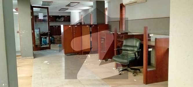 State Of The Art Office For Headquarters