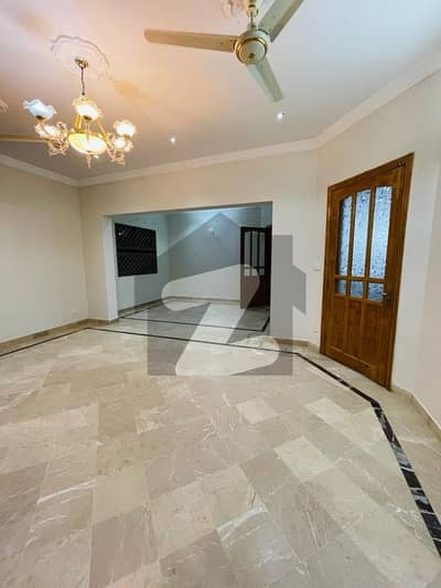 1 Kanal House Ground Portion + Basement Portion For Rent In G-10/2 Islamabad