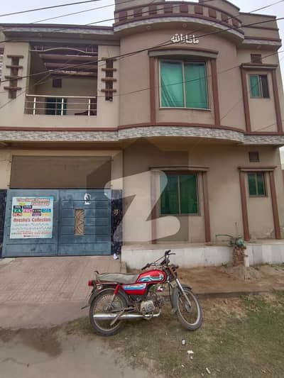 Alnoor Garden Society Boundary Wall Madina Town Canal Road Faisalabad VIP Location 3.5 Marla Double Story House For Sale 3 Bedroom Attached Bath Attached