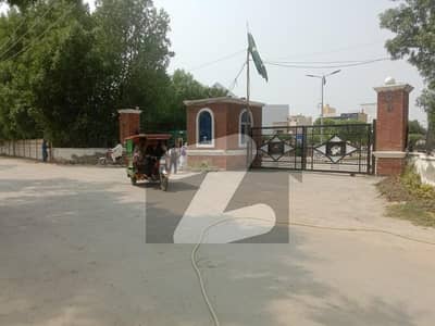 الحرم گارڈن ۔ بلاک ڈی الحرم گارڈن,لاہور میں 3 مرلہ رہائشی پلاٹ 14.0 لاکھ میں برائے فروخت۔