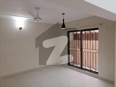 House For Grabs In 17 Marla Lahore