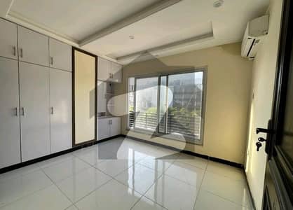 1320 Square Feet Flat In Diplomatic Enclave Is Best Option