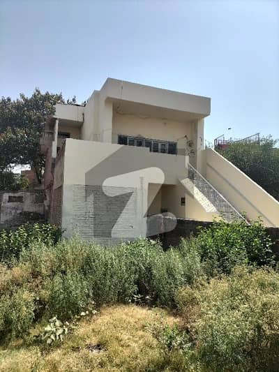 یتیم خانہ چوک ملتان روڈ,لاہور میں 4 کمروں کا 7 مرلہ مکان 2.2 کروڑ میں برائے فروخت۔