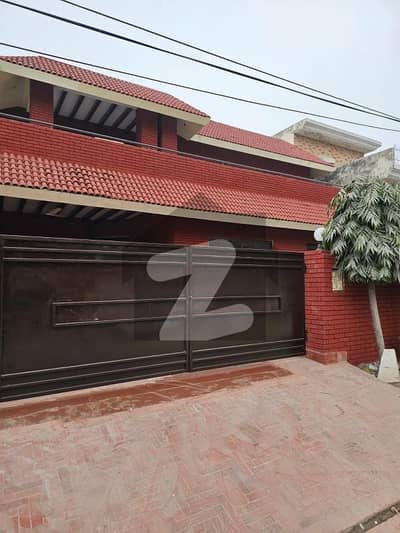 Beautiful 1 Kanal Double Unit House for Rent in PIA Society