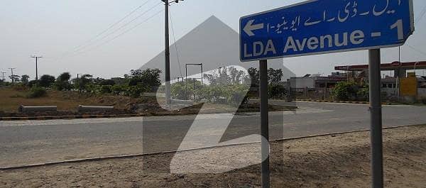 10 Marla Hot Location plot available for sale in G Block LDA Avenue 1 Lahore