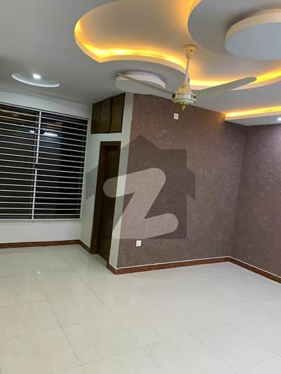 FULL HOUSE FOR RENT 85000 G-13/4 ISLAMABAD