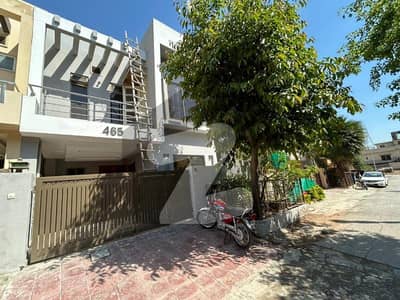Sector D 10 Marla Proper Double Unit Corner House Like A Brand New Good Condition Newly Fresh Paint Near Malik Riaz Mosque And Statues Of Liberty With Gas Available For Rent At Bahria Town Phase 8 Rawalpindi