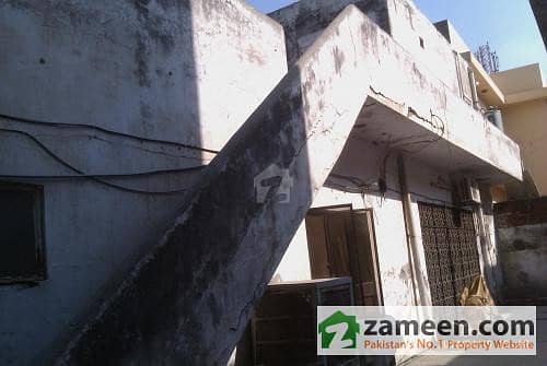 24 Marla Old House For Sale On Main Gurumangat Road Gulberg 3 Lahore