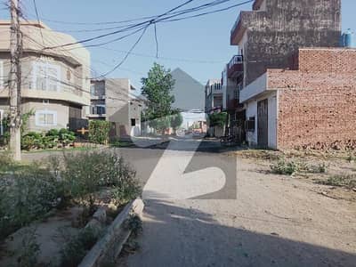 1 Kanal Residencial Plot For Sale At A Very Reasonable Price In Elite Town Purana Kahna Ferozpur Road Lahore Demand 80 Lack