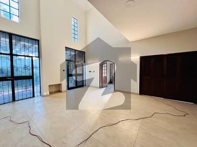 100% Original Pics - Luxurious 2 Kanal Slightly Used Owner Builds Bungalow For Sale At Prime Location DHA Phase 1