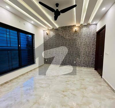 3 Years Instalment Base 10 Marla Brand New House In Central Park Lahore